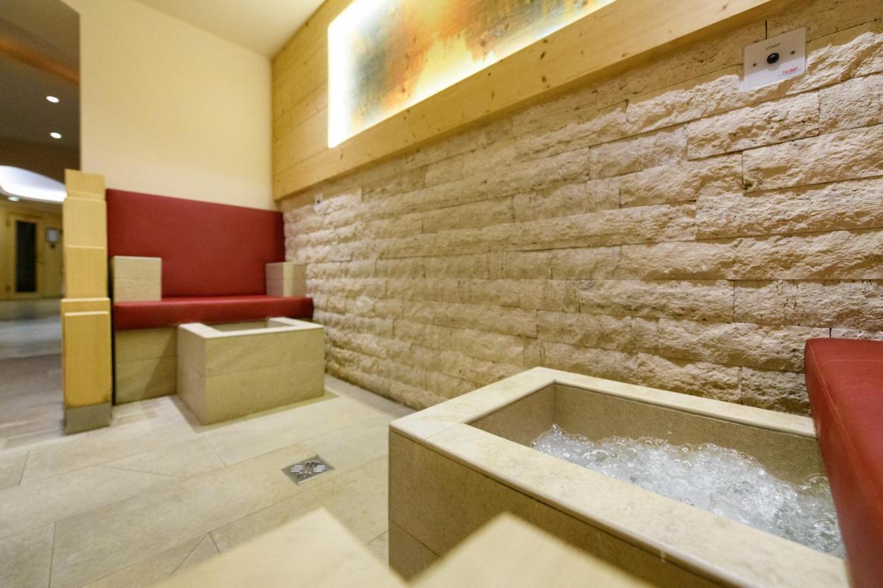 Hotel Ronce Ортизеи Экстерьер фото