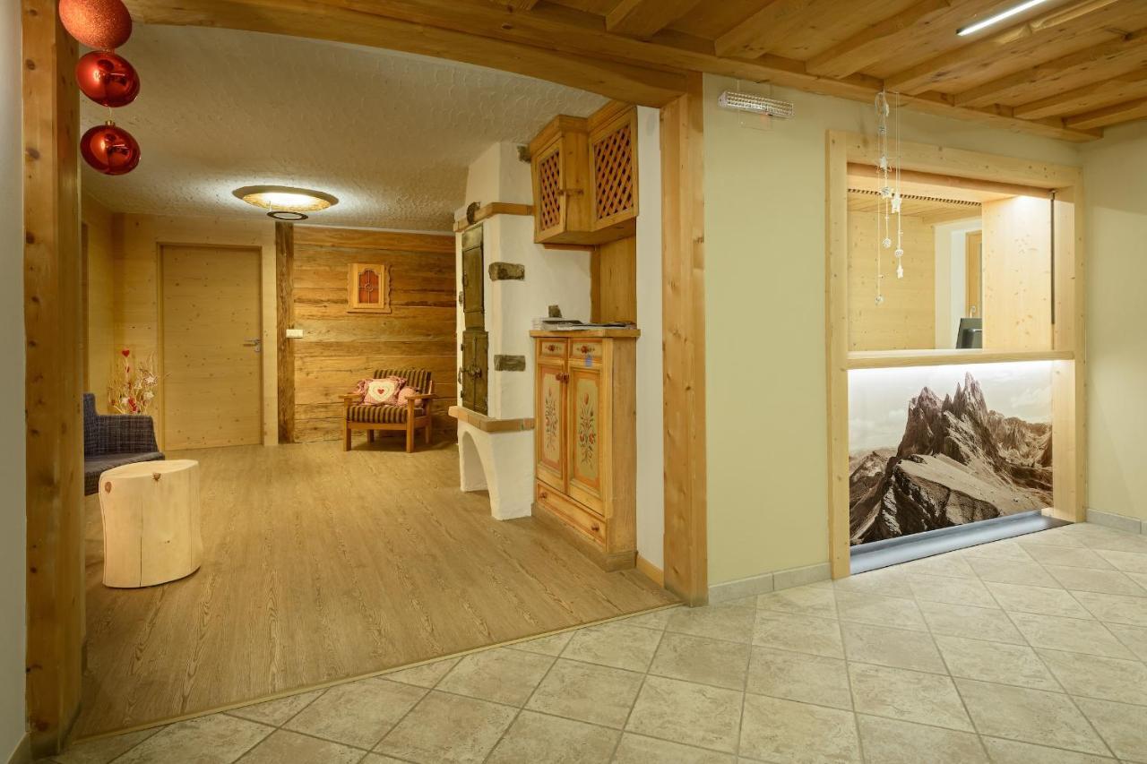 Hotel Ronce Ортизеи Экстерьер фото