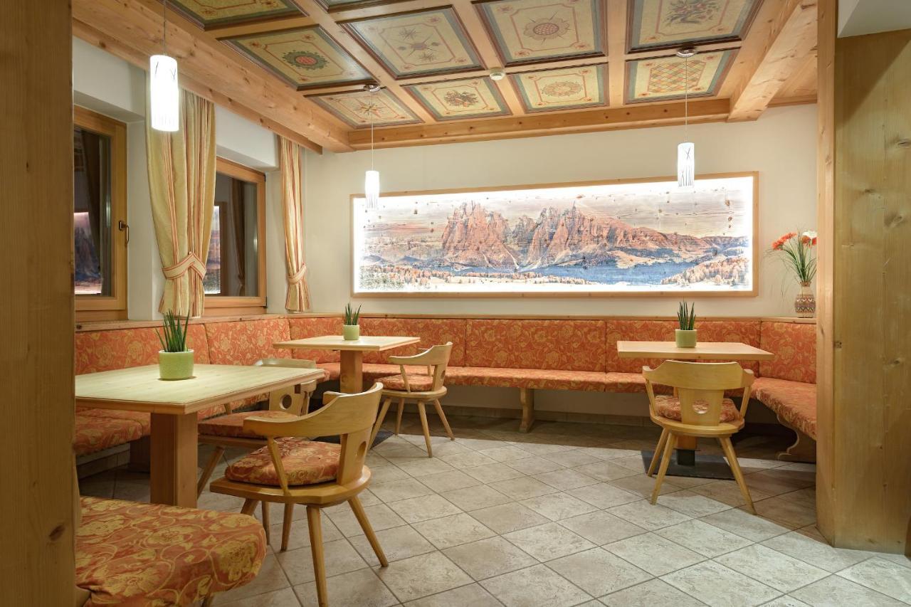 Hotel Ronce Ортизеи Экстерьер фото