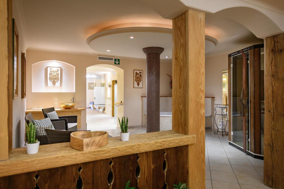 Hotel Ronce Ортизеи Экстерьер фото