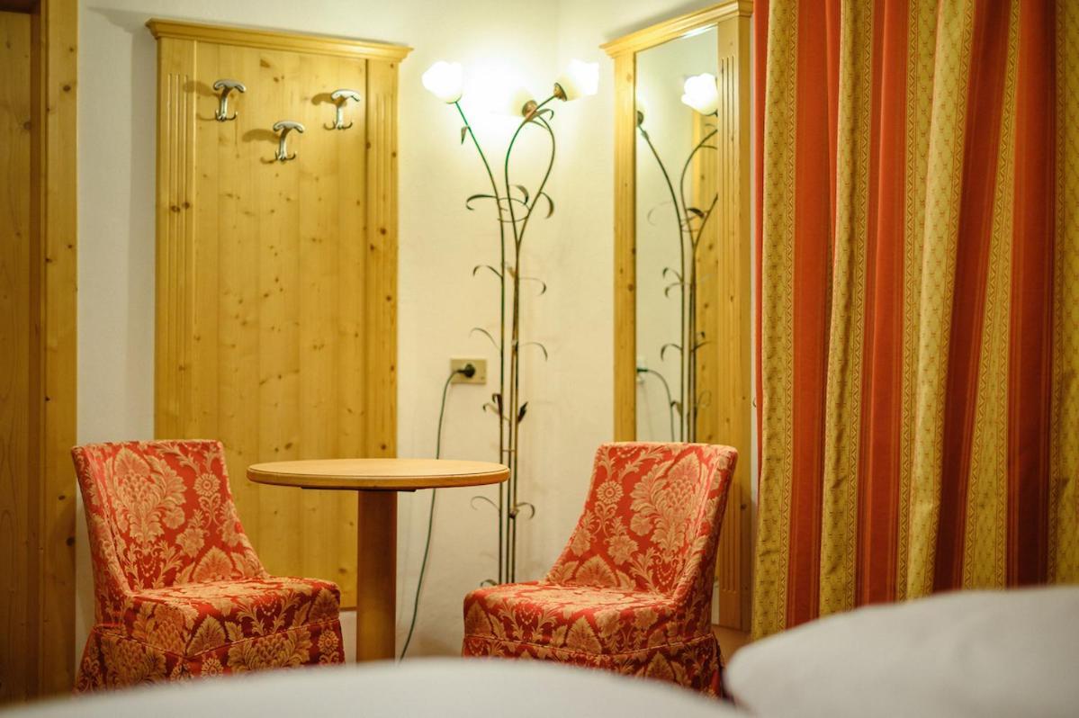 Hotel Ronce Ортизеи Экстерьер фото