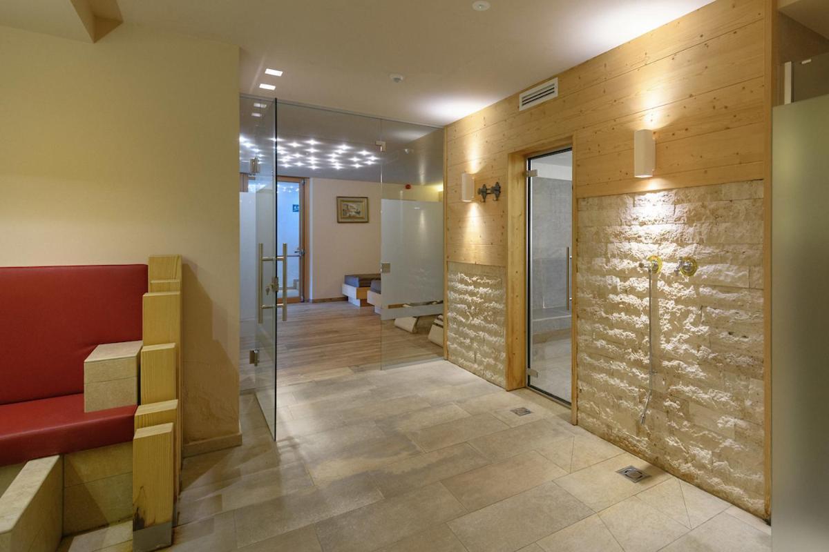 Hotel Ronce Ортизеи Экстерьер фото
