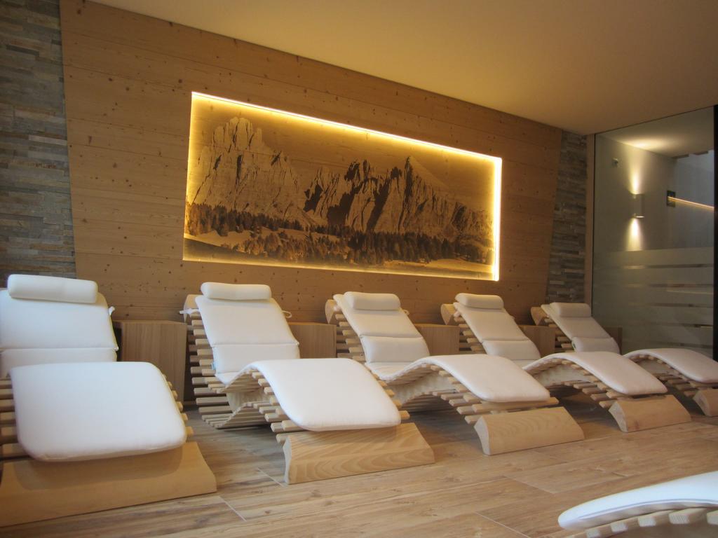 Hotel Ronce Ортизеи Экстерьер фото