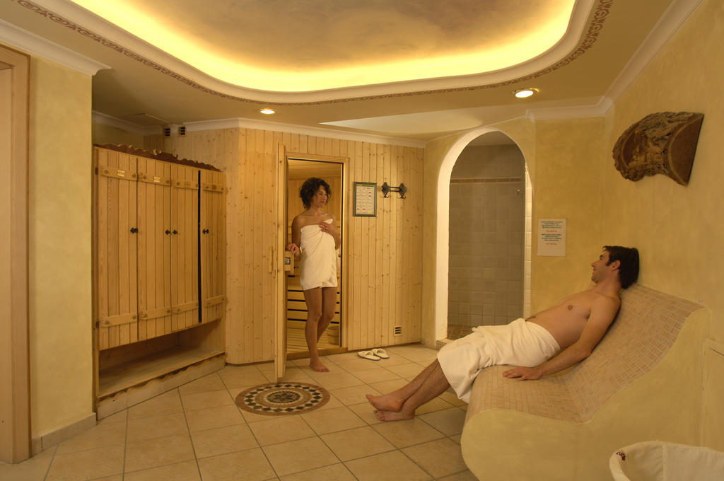 Hotel Ronce Ортизеи Экстерьер фото